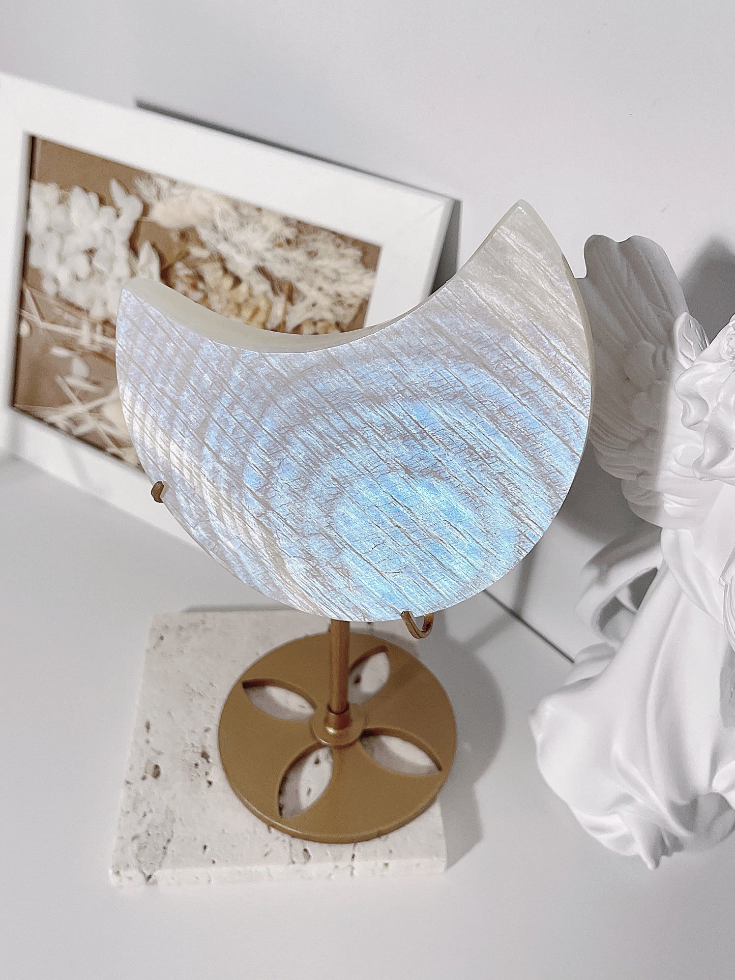 Belomorite Moonstone Moon Shape Carving with Stand