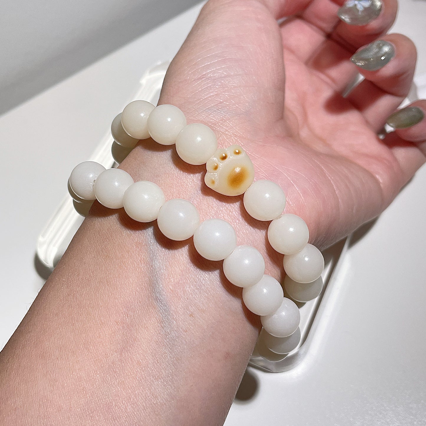 White Bodhi Seed Beaded Bracelet