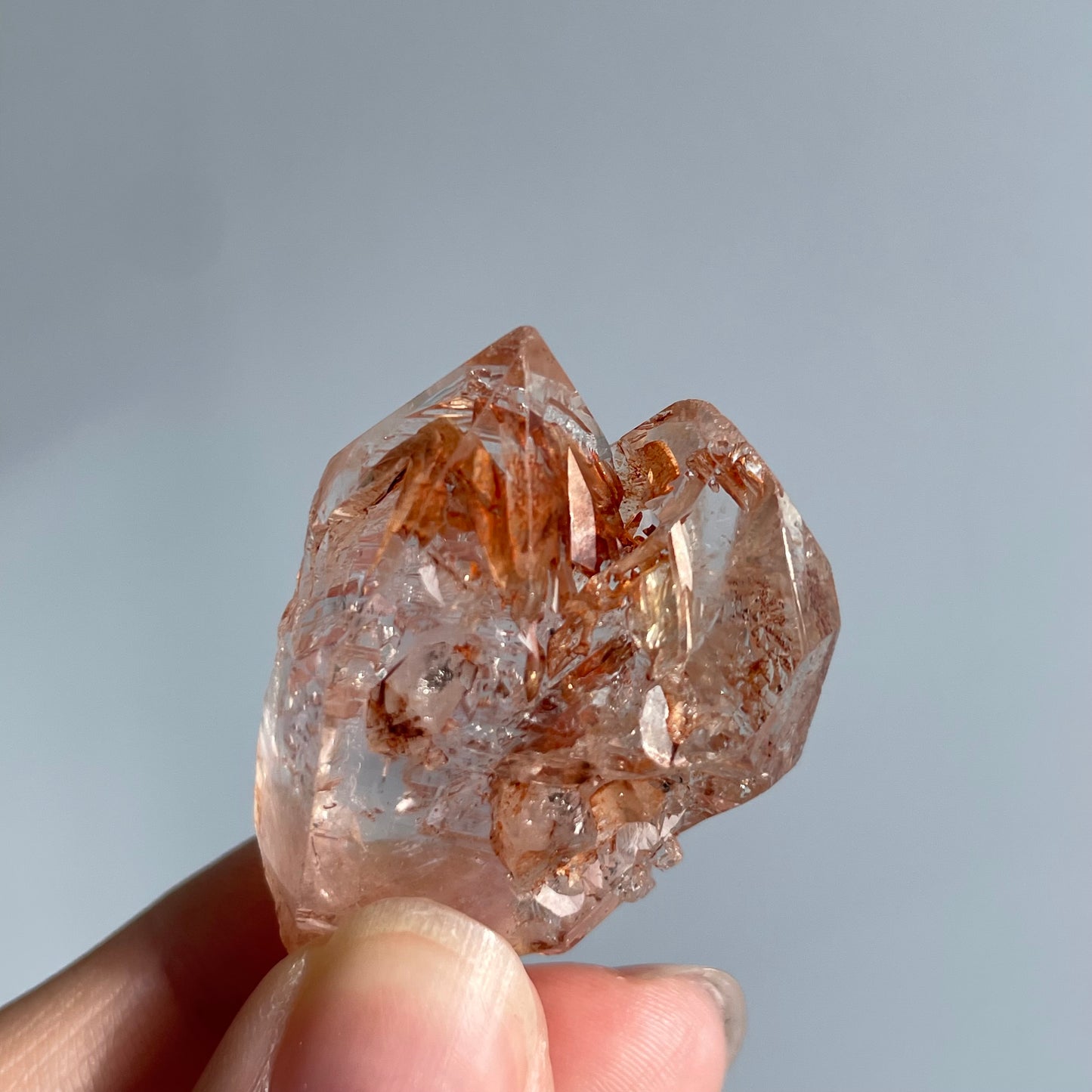 Madagascar Red Mud Petroleum Skeleton Quartz