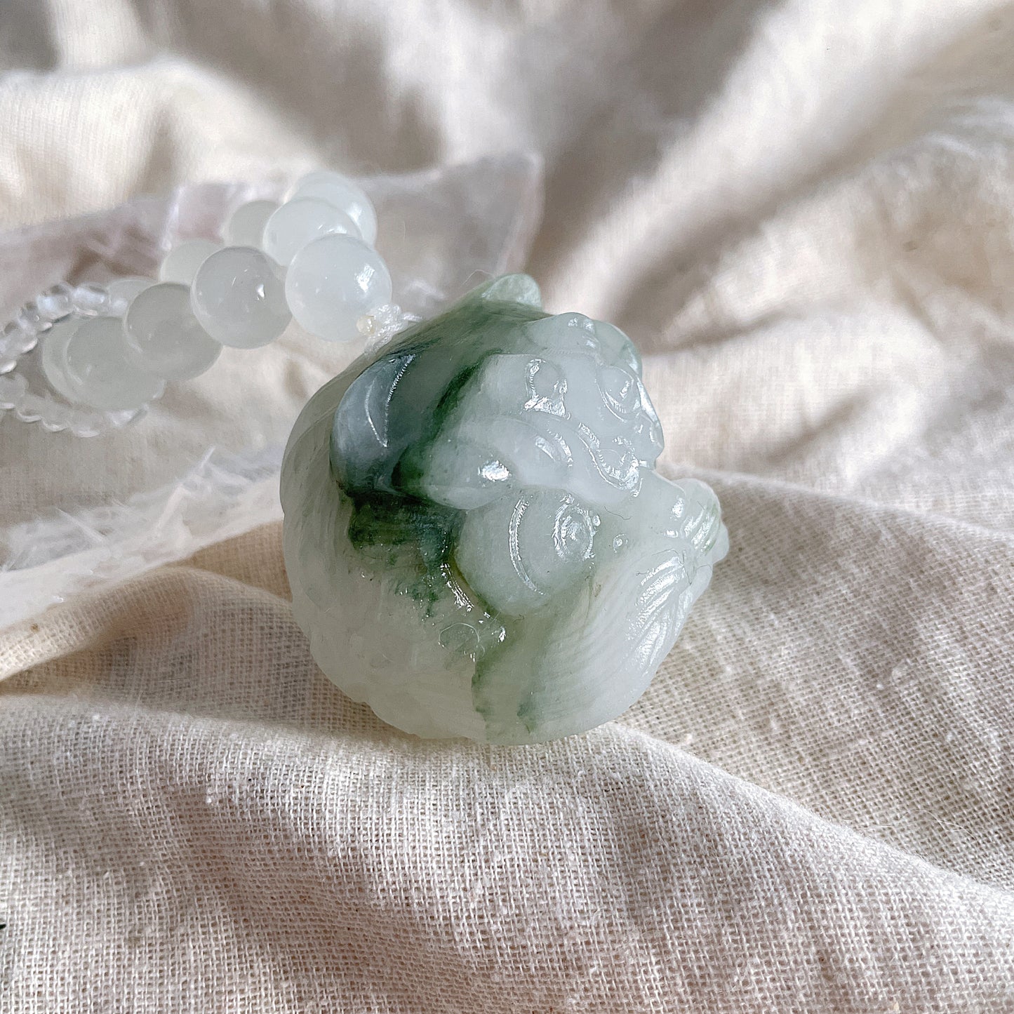 Tianshan Emerald Jade Gelang Kaki Kristal Jade Lion Sculpture 天山翠