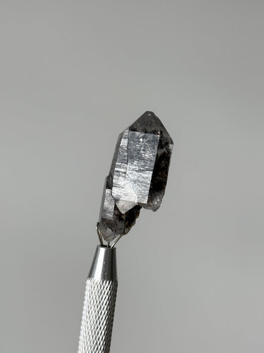 Herkimer Diamond 8.9g with Black Hydrocarbon Inclusions
