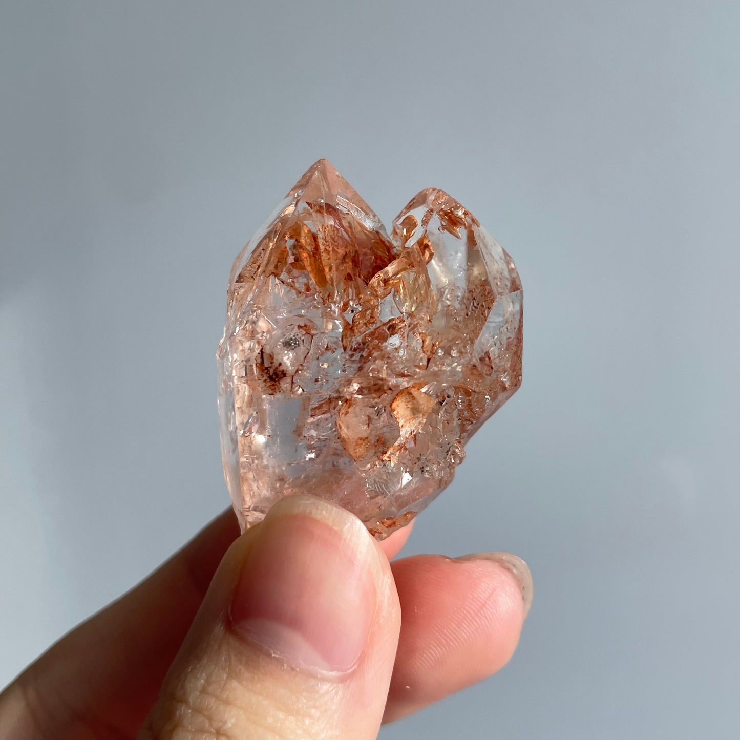Madagascar Red Mud Petroleum Skeleton Quartz