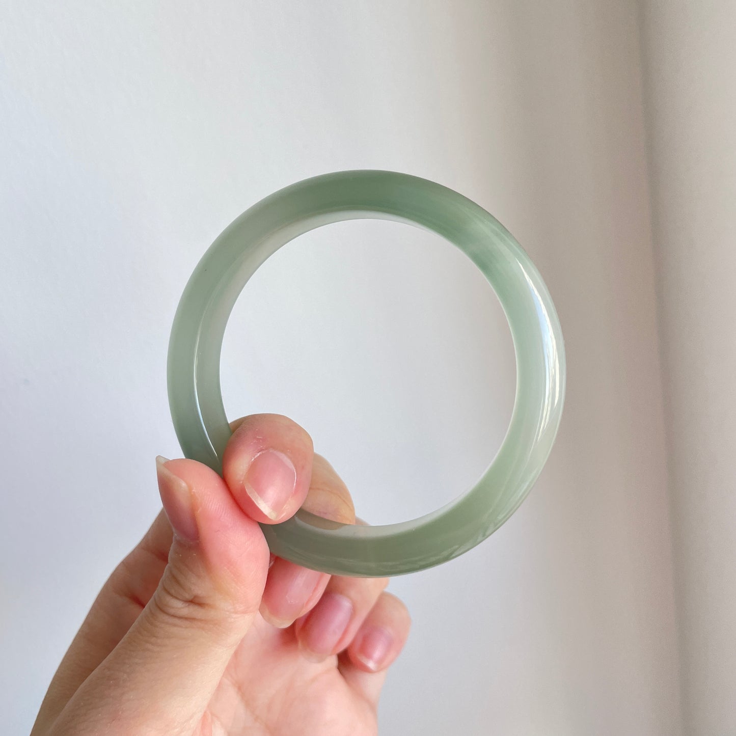 Chalcedony Agate Bangle (瑪瑙玉髓)