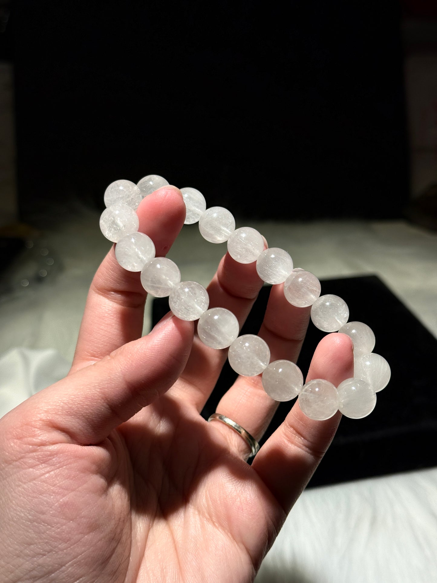 White Rabbit Hair Rutile Quartz with Cateyes 10mm+