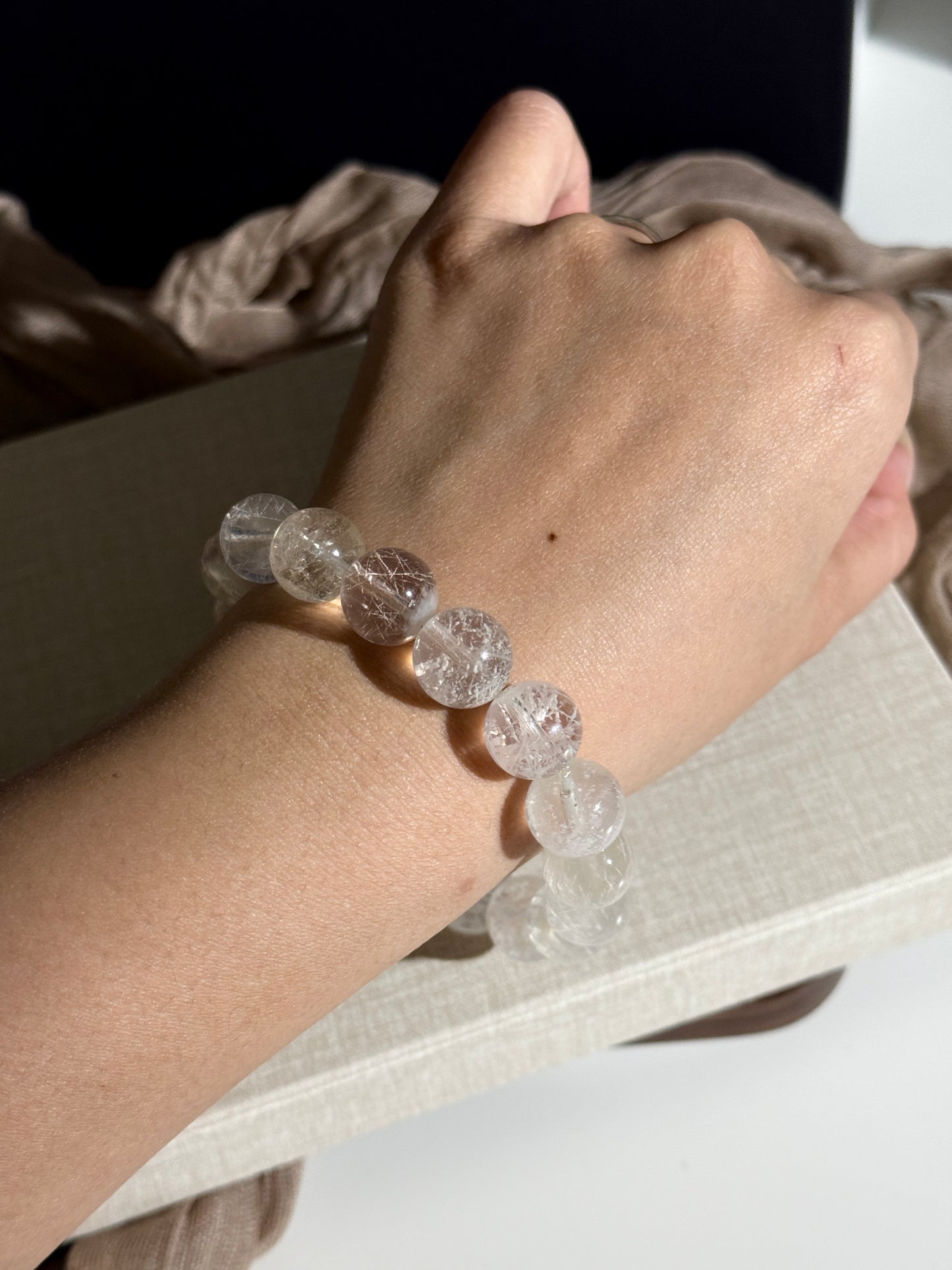 White Snowflake Phantom Beads Bracelet