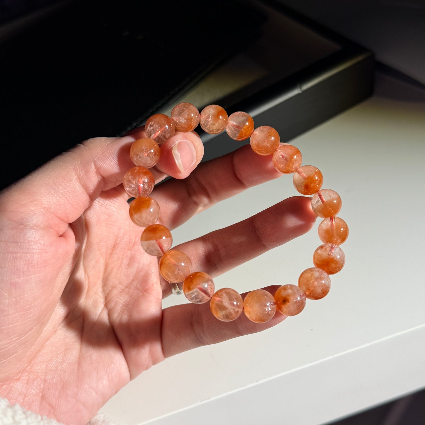 Red amphibole rabbit hair 紅兔毛聚寶盆