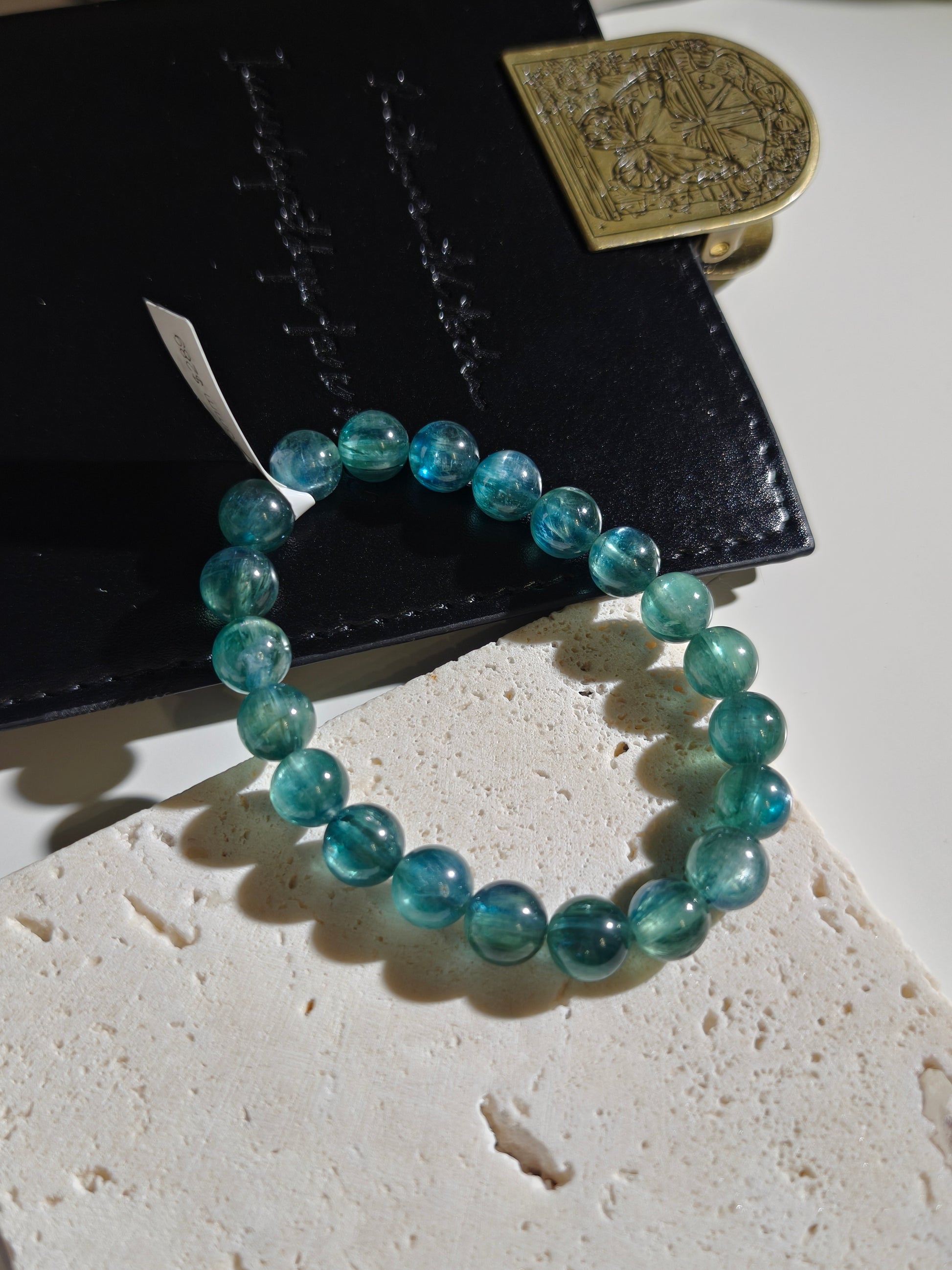bicolor green blue kyanite beaded bracelet 