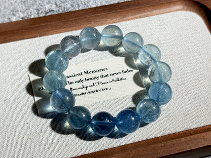 Gradient Translucent Beryl Aquamarine 12.6mm Beaded Bracelet