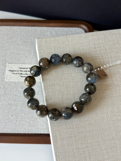 Blue/ Black Kyanite with Mica Bead Bracelet
