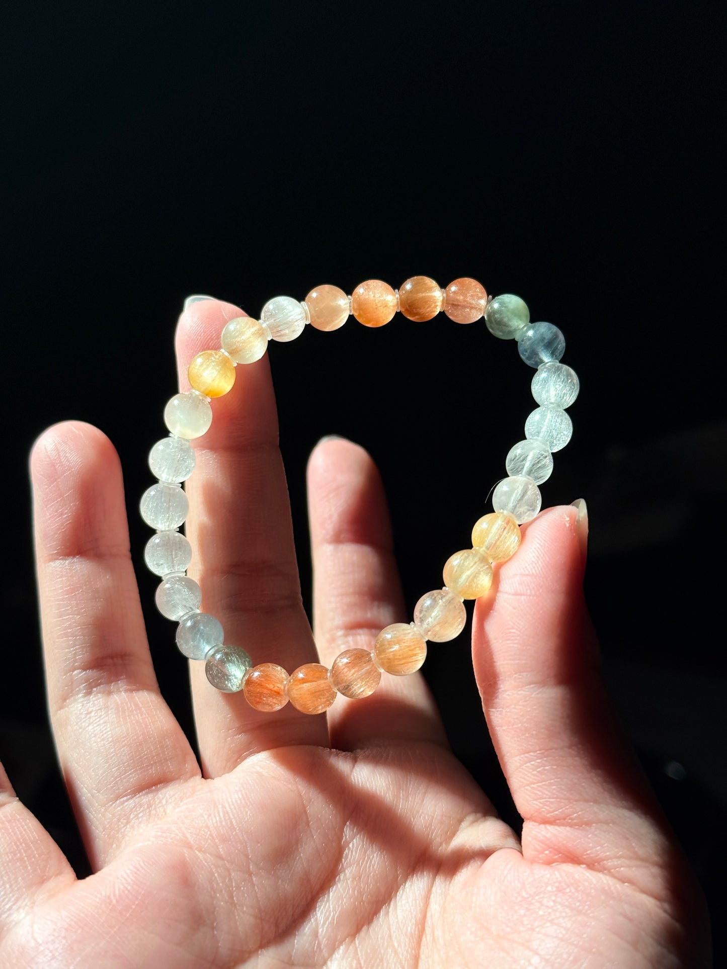 Collection Grade Rainbow Rabbit Hair Cateyes Rutiles 6.9mmBead Bracelet