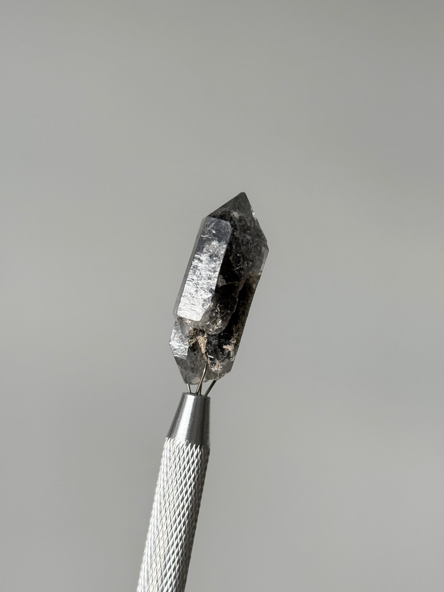 Herkimer Diamond 8.9g with Black Hydrocarbon Inclusions