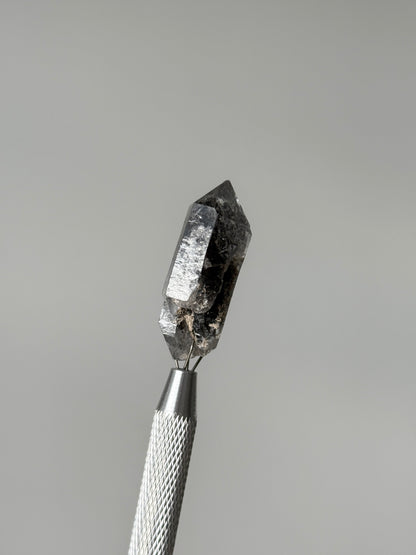 Herkimer Diamond 8.9g with Black Hydrocarbon Inclusions