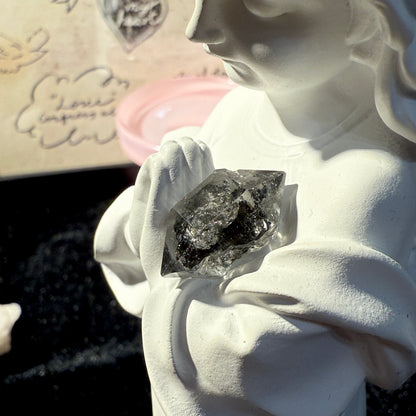 DT Herkimer Diamond Black Hydrocarbon and Phantom