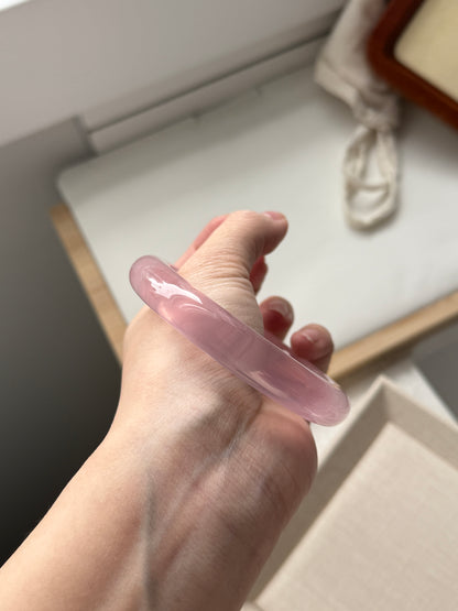 Rose Quartz Bangle 58mm