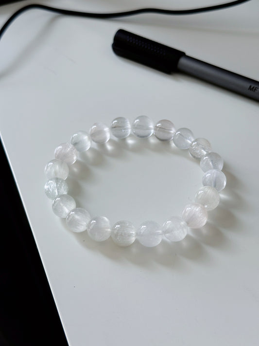 White Rabbit Hair Rutile Quartz with Cateyes 10mm+