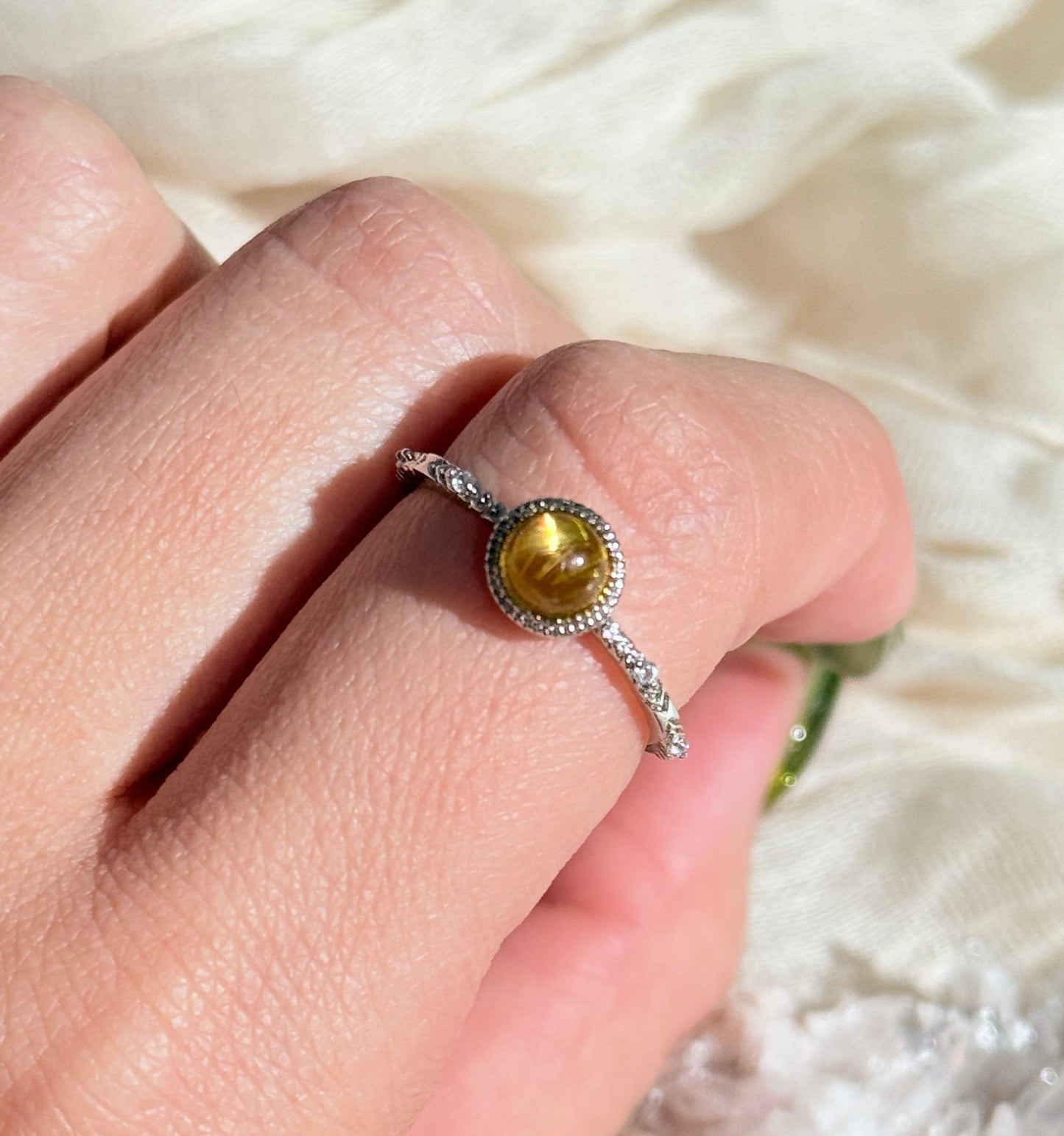 Vintage 925 Golden Rutile Quartz Zirconia Ring