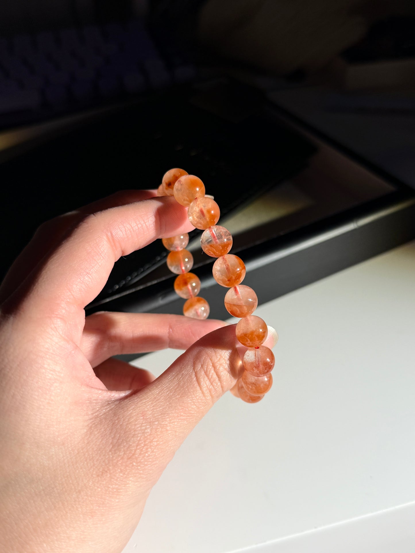 Red amphibole rabbit hair 紅兔毛聚寶盆