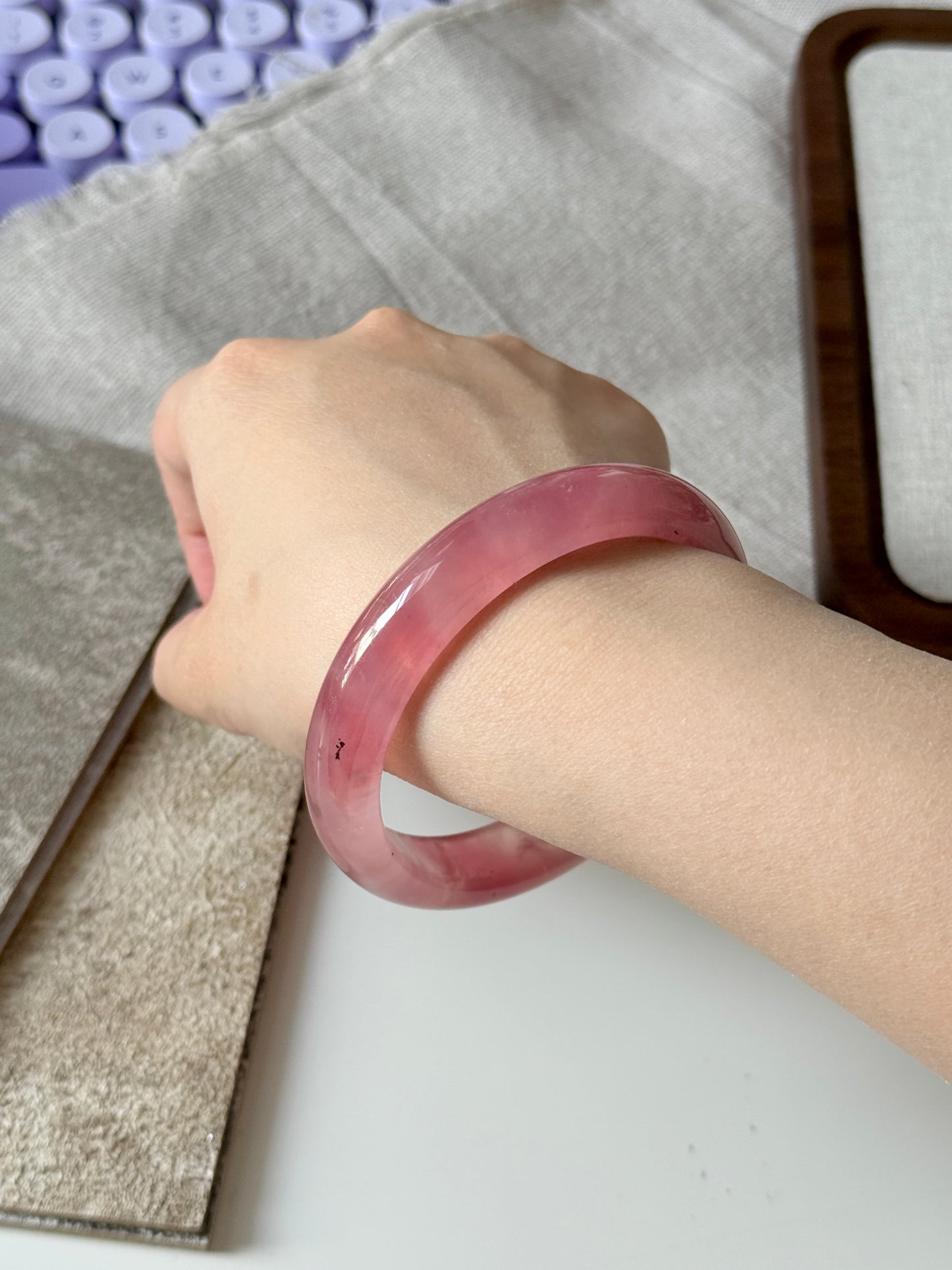 Gemmy Juicy Rose Quartz 59mm Love Healing Bangle