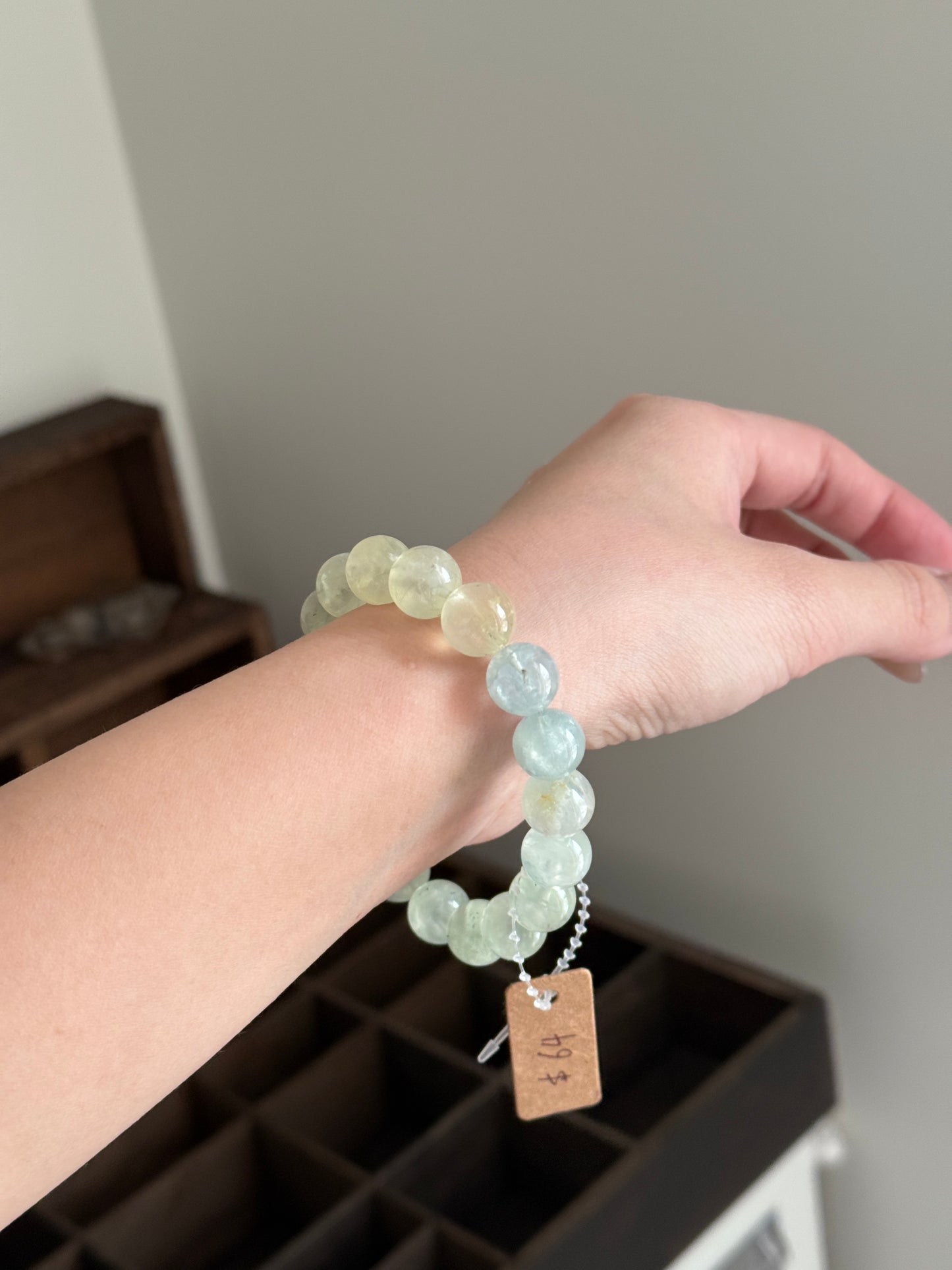 Natural Gradient Prehnite Bracelet 11.3mm