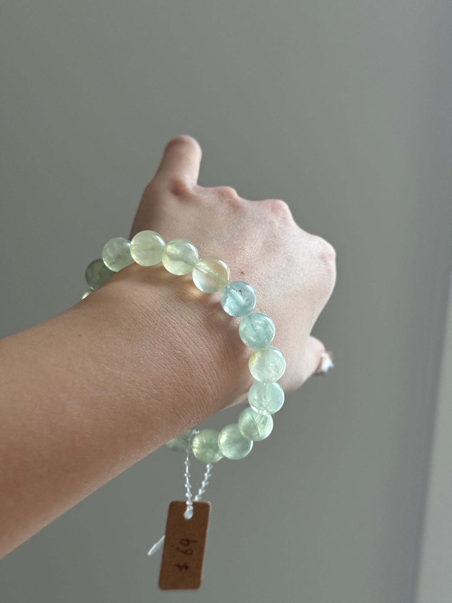 Natural Gradient Prehnite Bracelet 11.3mm
