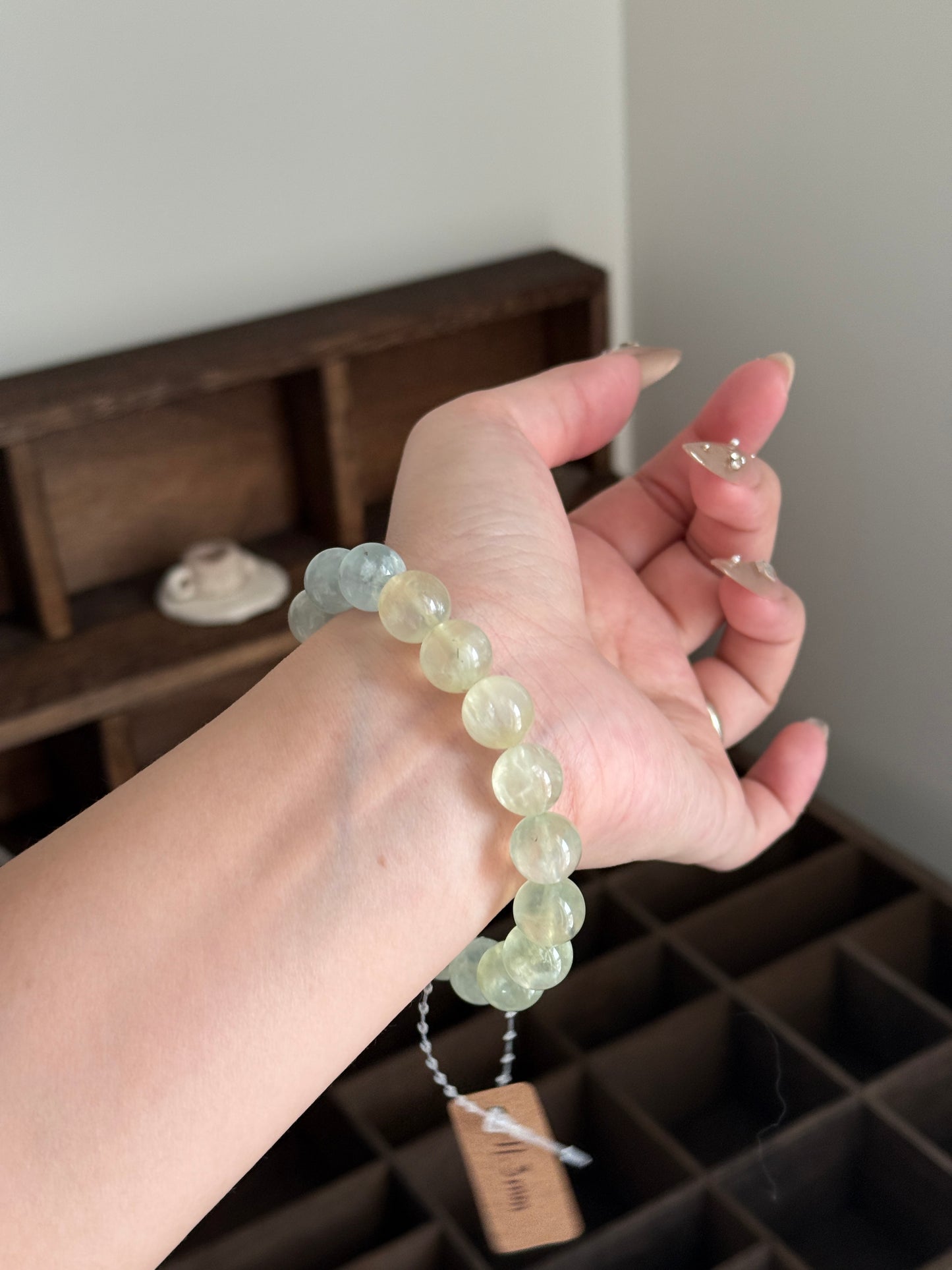 Natural Gradient Prehnite Bracelet 11.3mm