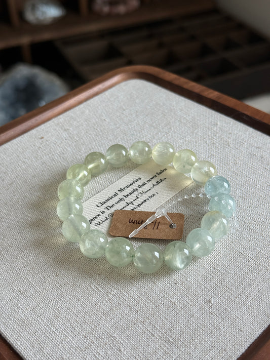 Natural Gradient Prehnite Bracelet 11.3mm