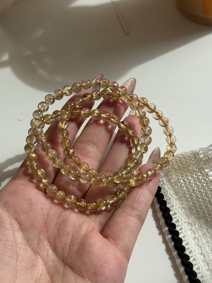 Golden Rutile Quartz 5.7mm