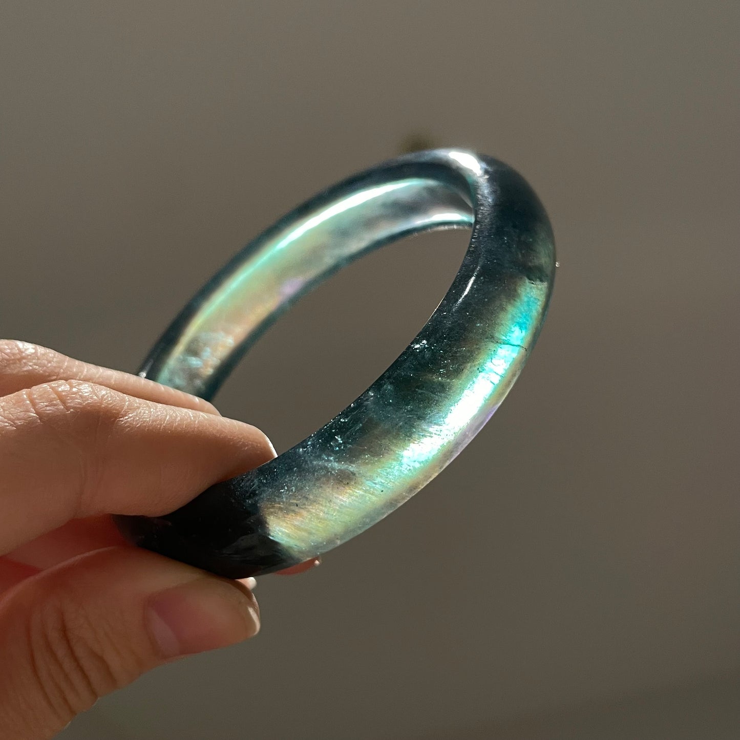 Rare Greenish Aquamarine Bangle with Rainbow Sparkling Starlights