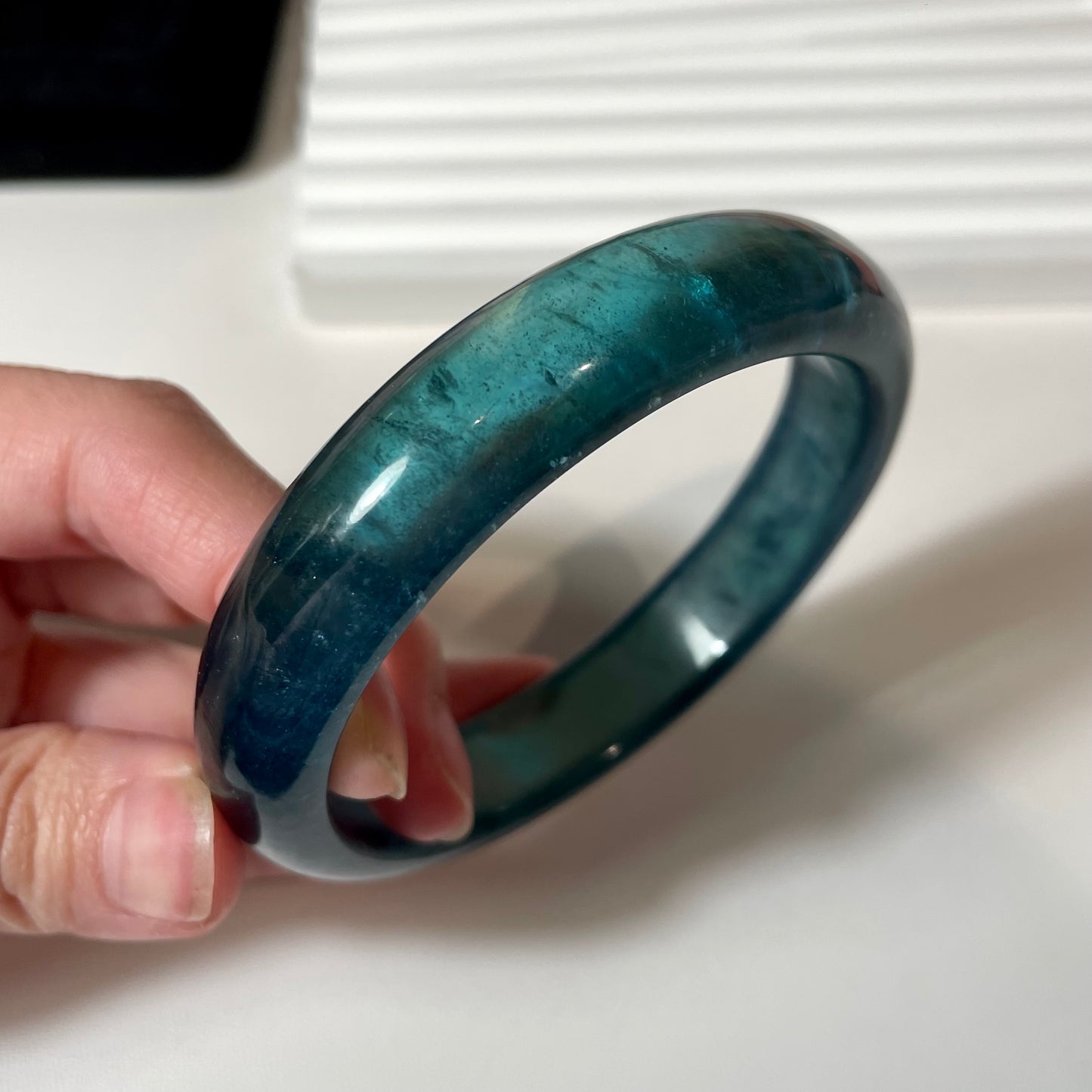 Rare Greenish Aquamarine Bangle with Rainbow Sparkling Starlights