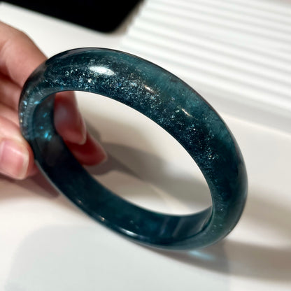 Rare Greenish Aquamarine Bangle with Rainbow Sparkling Starlights