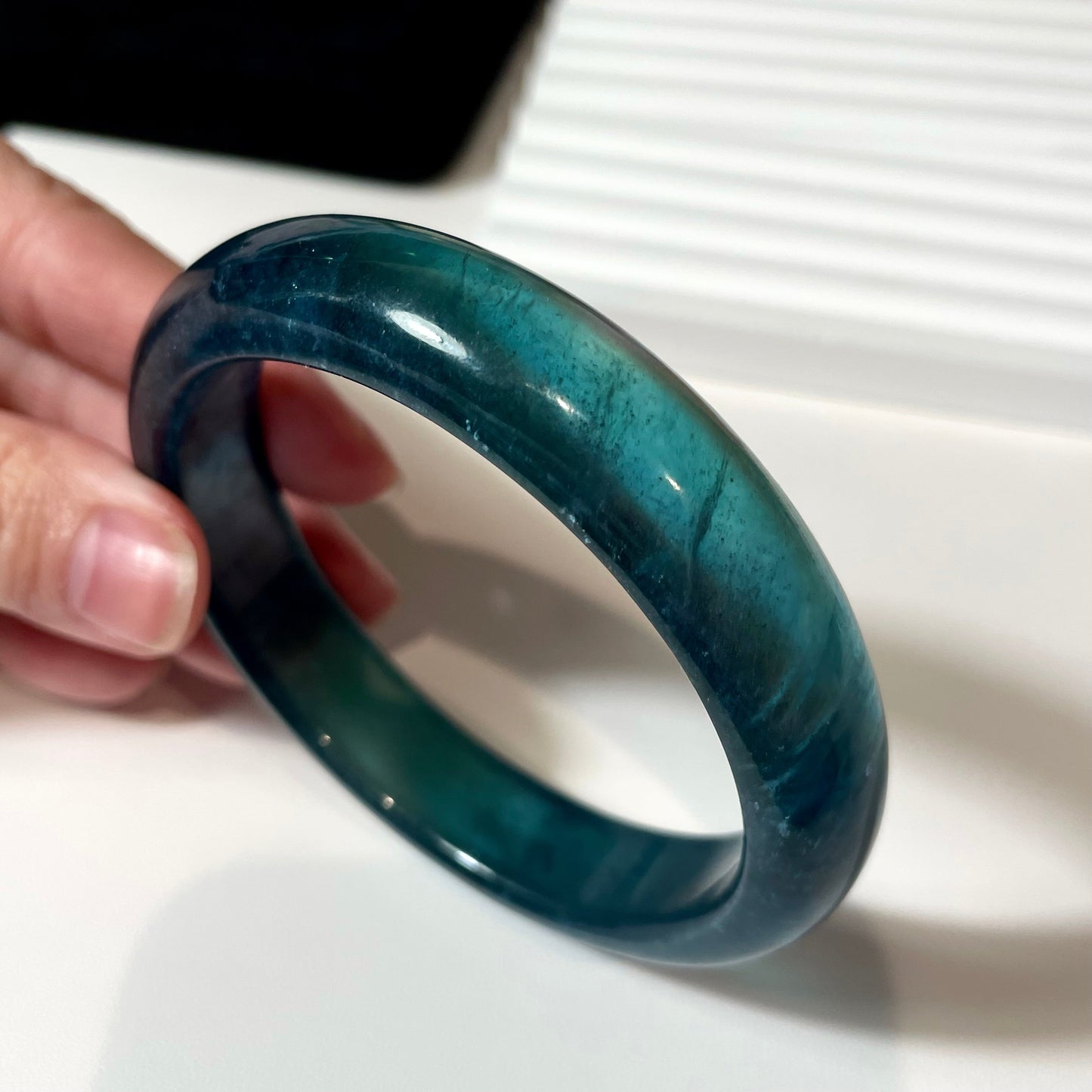 Rare Greenish Aquamarine Bangle with Rainbow Sparkling Starlights