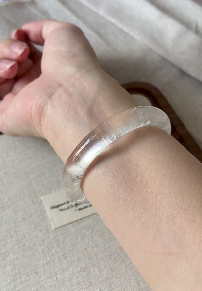 Clear Quartz Bangle 57.9mm